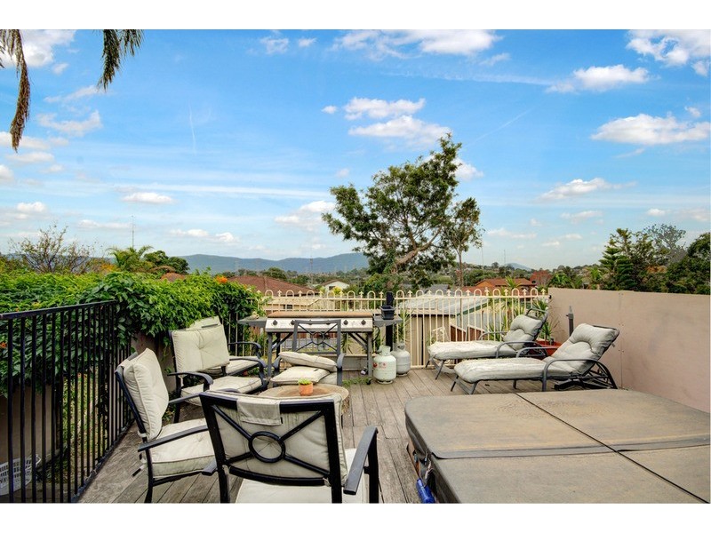 12 Fowlers  Road, Dapto NSW 2530