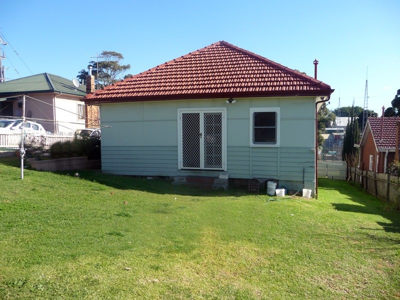 4 Horne Street, Port Kembla NSW 2505