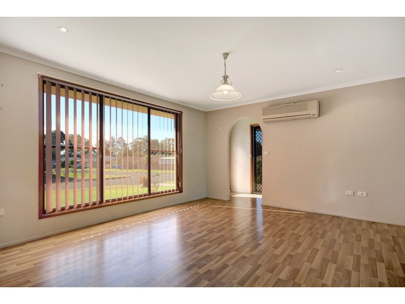 6 Hickory  Street, Albion Park Rail NSW 2527