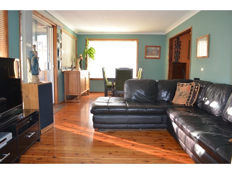 10 Winton  Street, Balgownie NSW 2519