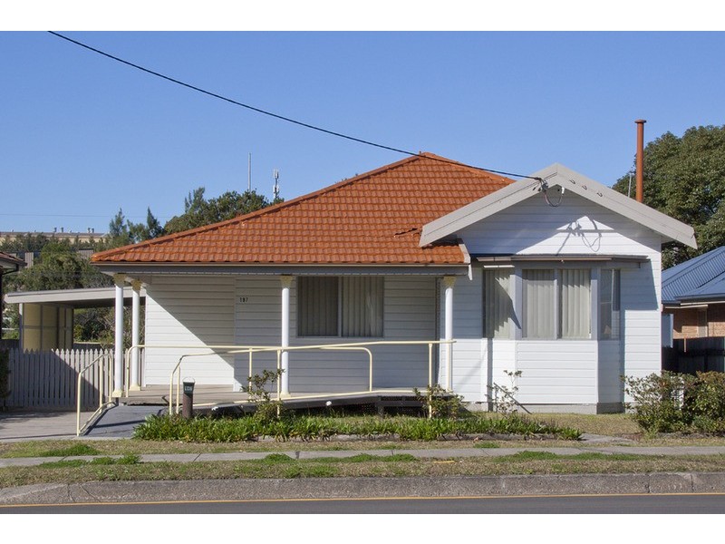 197 Princes  Highway, Unanderra NSW 2526