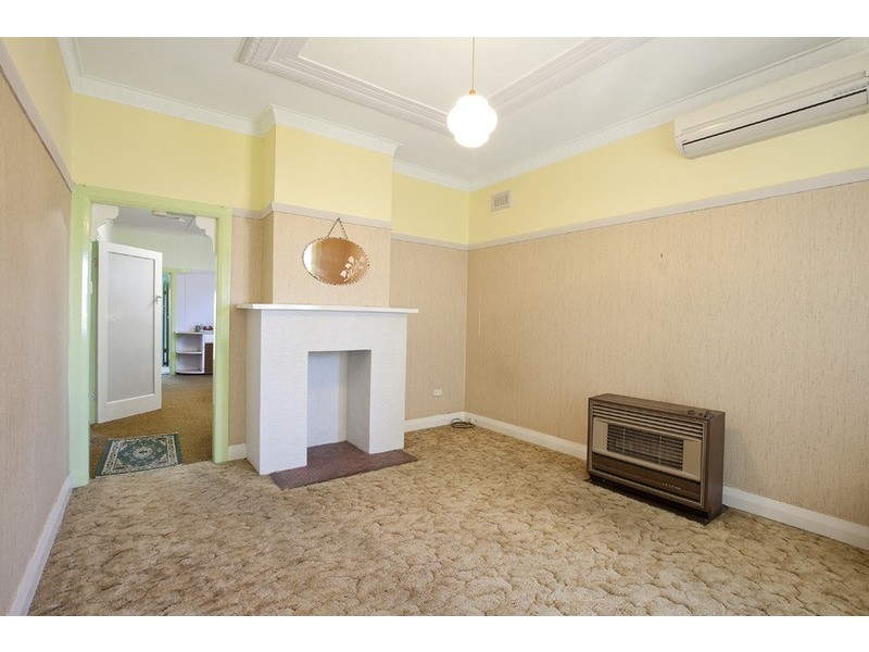 197 Princes  Highway, Unanderra NSW 2526
