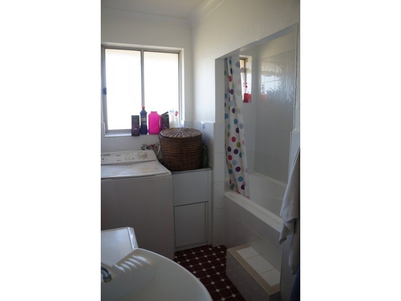 8/18 Byron  Street, Bellambi NSW 2518