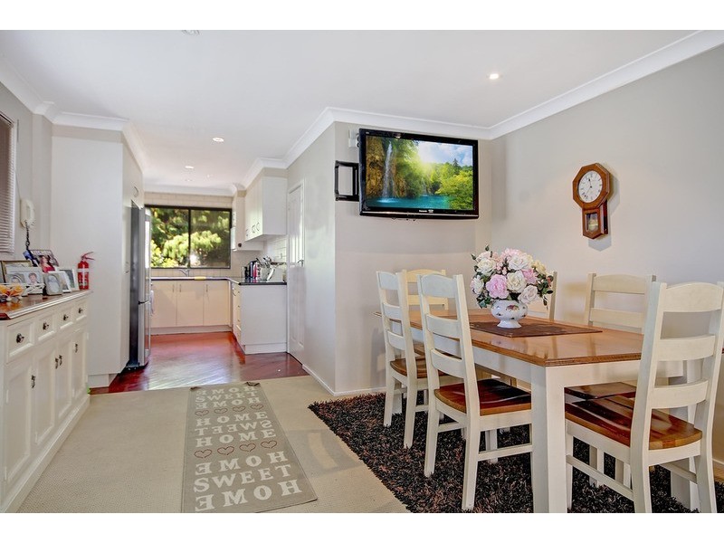 14 The Esplanade, Oak Flats NSW 2529