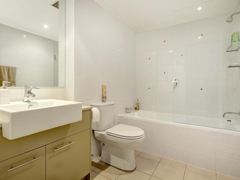 8/4 Bank  Street, Wollongong NSW 2500