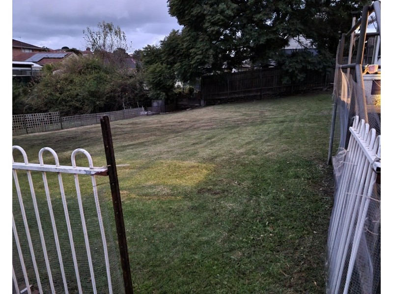 71A Lake Heights Road, Lake Heights NSW 2502