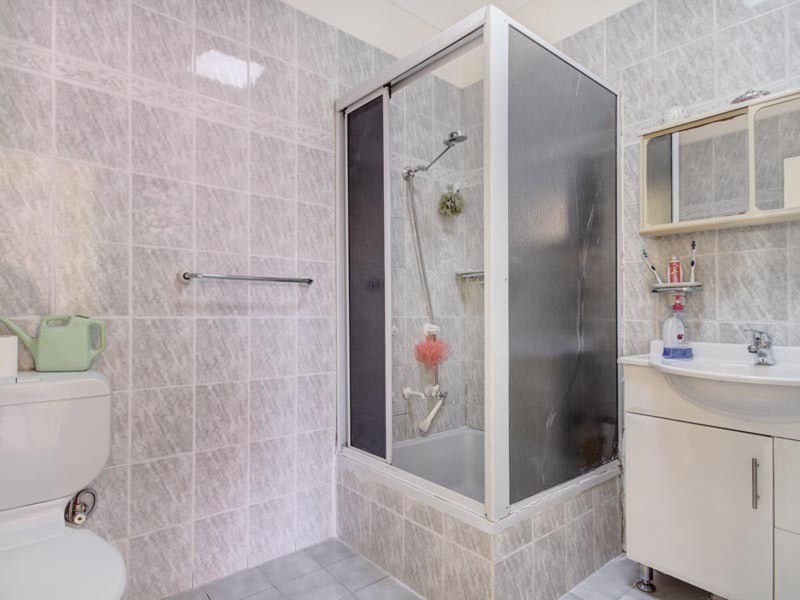 1 Barnes Street, Berkeley NSW 2506