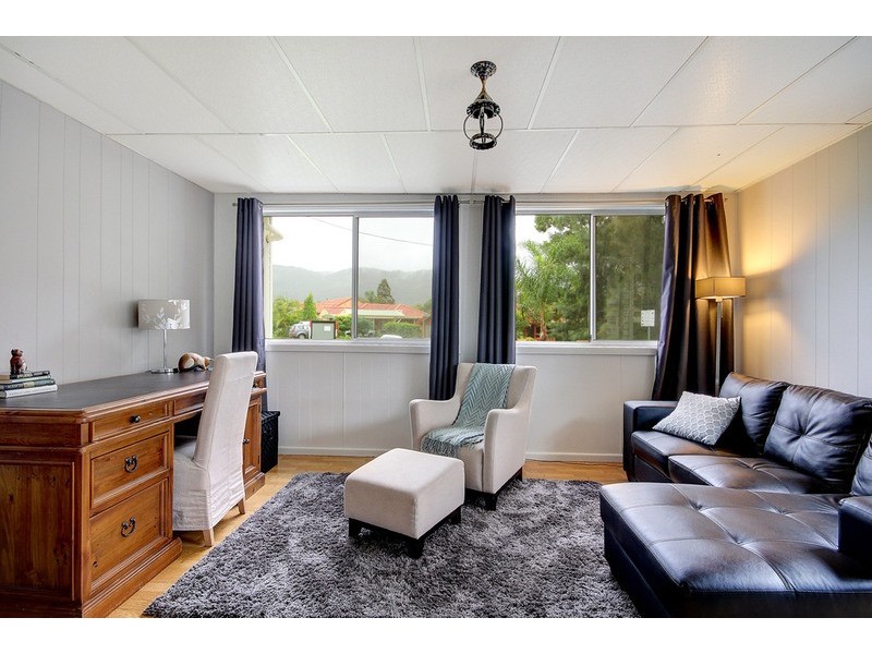 1 Winton  Place, Fairy Meadow NSW 2519