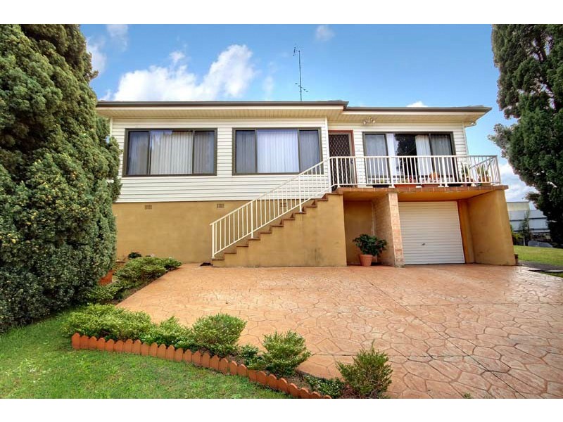 50 Mirrabooka Road, Lake Heights NSW 2502