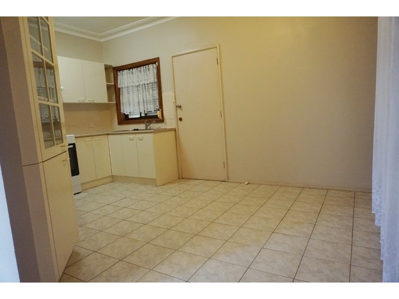 50 Mirrabooka Road, Lake Heights NSW 2502