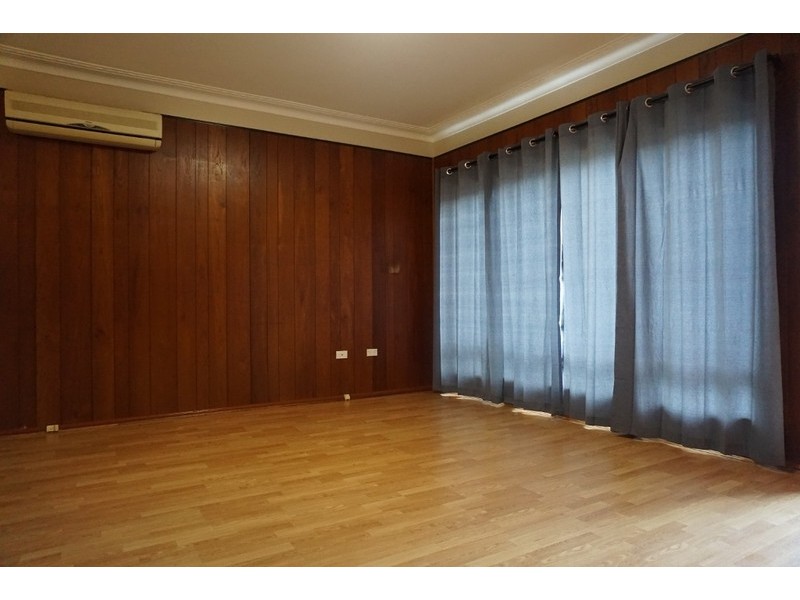 50 Mirrabooka Road, Lake Heights NSW 2502