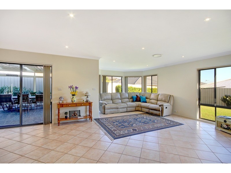 3 Green Crescent, Shell Cove NSW 2529