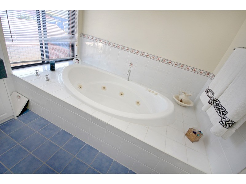 3 Green Crescent, Shell Cove NSW 2529