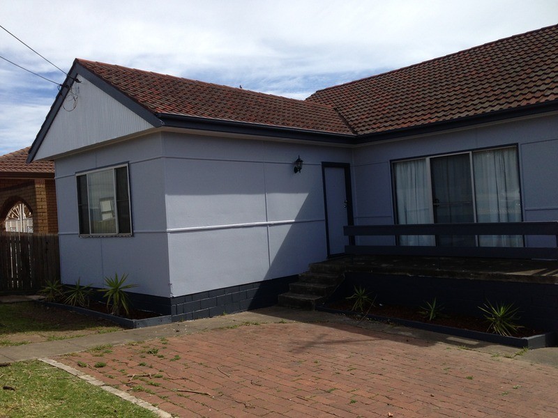 1/250 Flagstaff Road, Lake Heights NSW 2502