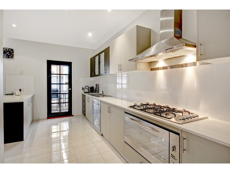 195 Ashburton  Drive, Albion Park NSW 2527