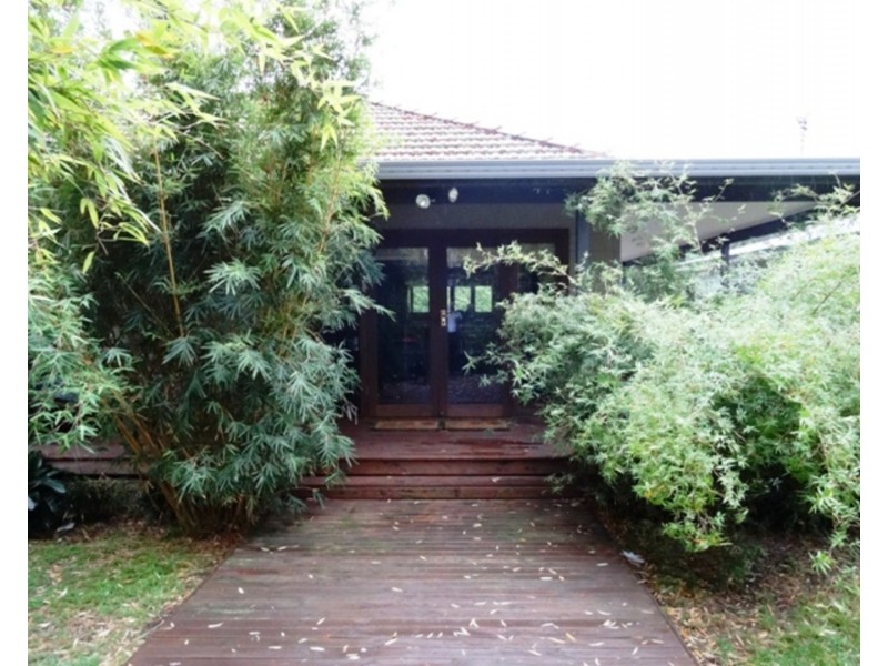 28 Kialoa Road, Woonona NSW 2517