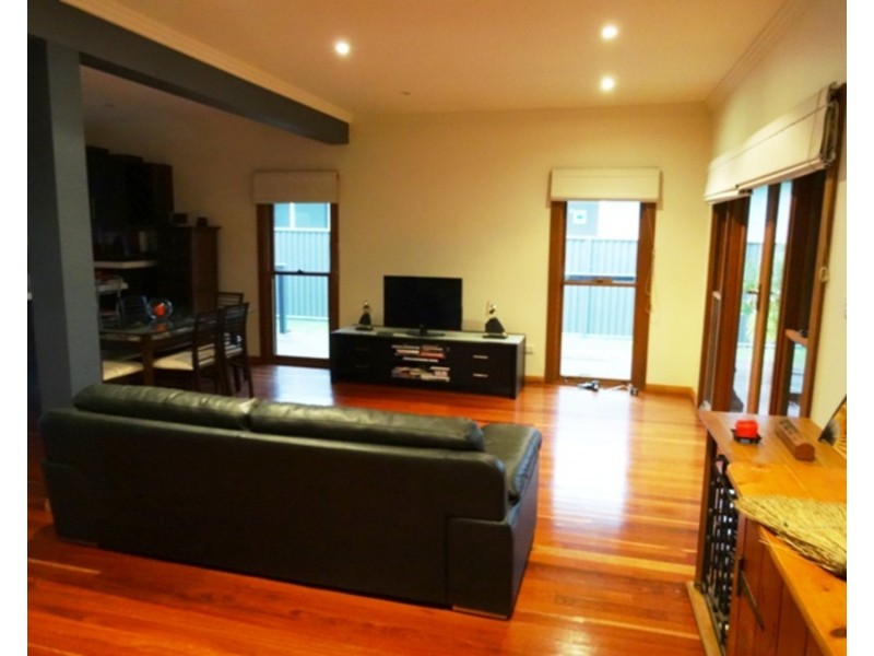 28 Kialoa Road, Woonona NSW 2517