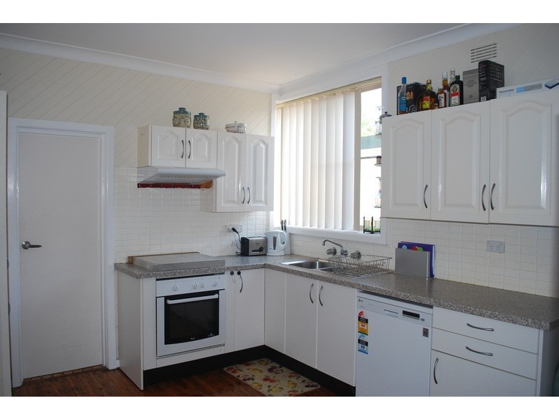 4/7 Zeims Avenue, Towradgi NSW 2518