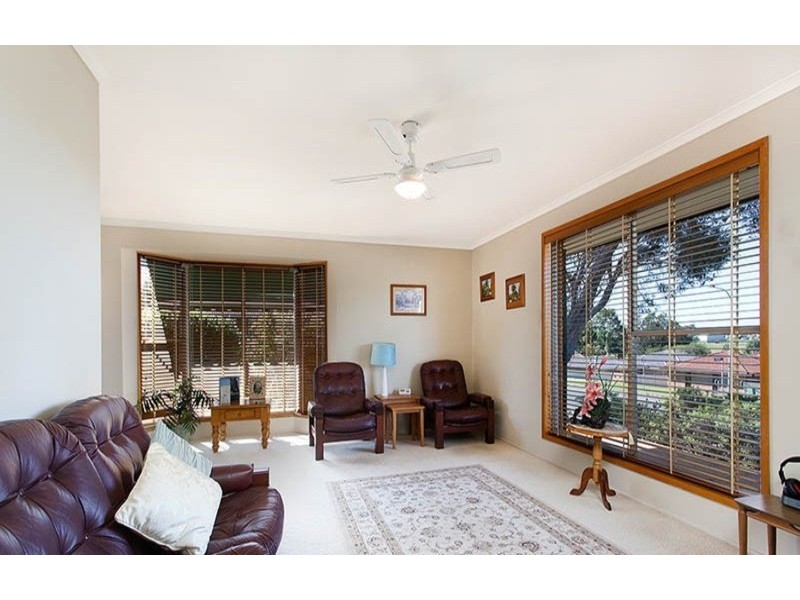 1  Melia  Street, Shellharbour NSW 2529
