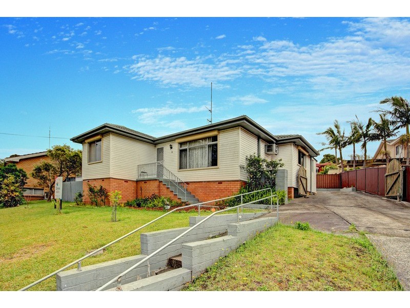 5 Glenview  Street, Dapto NSW 2530