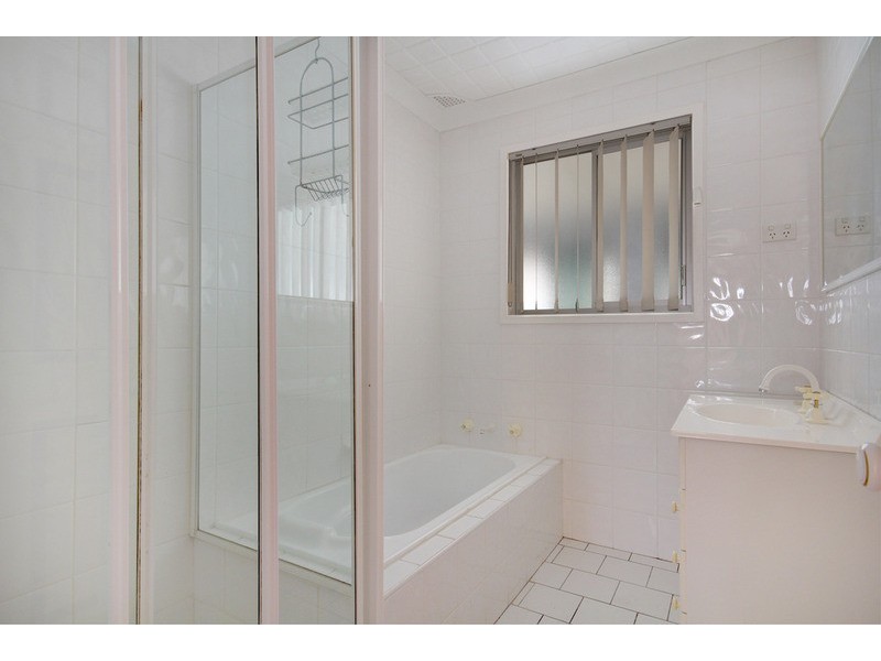 5 Glenview  Street, Dapto NSW 2530