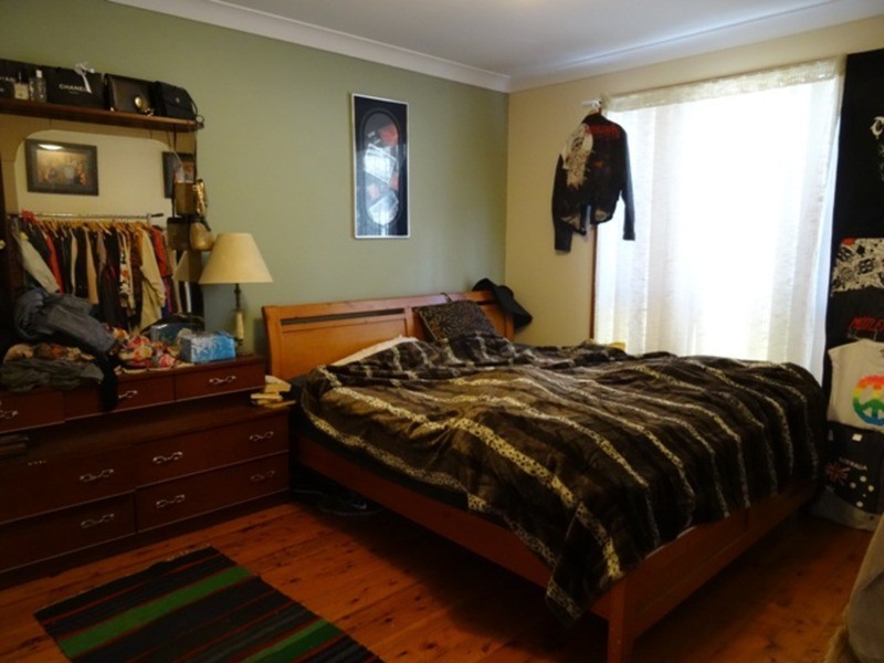 5 Lake Entrance Road, Warilla NSW 2528