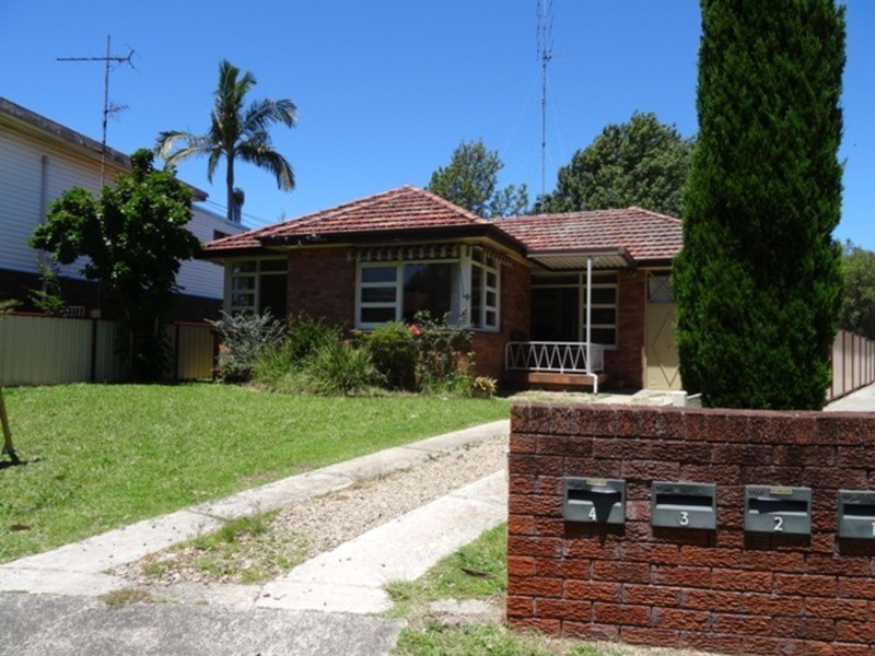 11 Buckle Crescent, West Wollongong NSW 2500