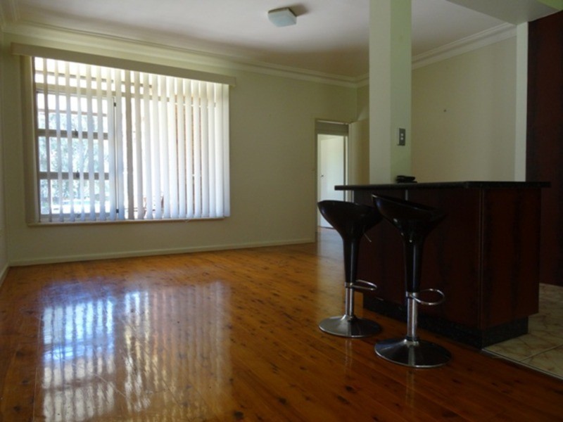11 Buckle Crescent, West Wollongong NSW 2500