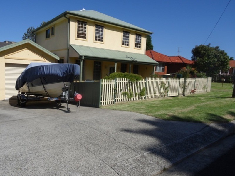 3 High  Street, Woonona NSW 2517