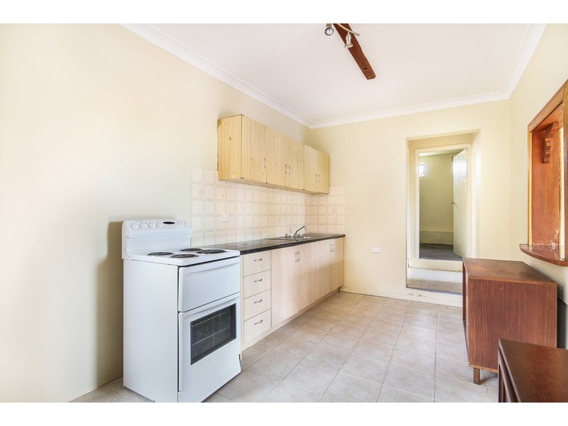 41 The  Avenue, Mount Saint Thomas NSW 2500
