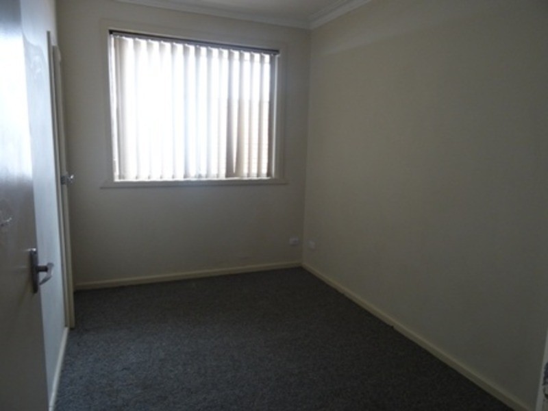 41 The  Avenue, Mount Saint Thomas NSW 2500