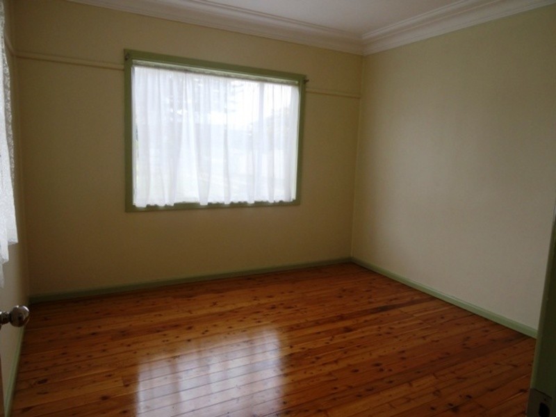 18 Illowra Street, Primbee NSW 2502