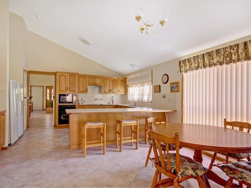 69 Shoalhaven Heads Road, Shoalhaven Heads NSW 2535