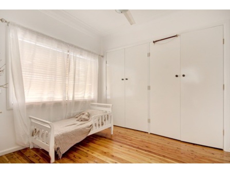 2 Cochrane Street, West Wollongong NSW 2500