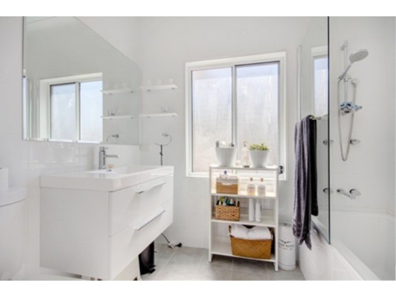 2 Cochrane Street, West Wollongong NSW 2500