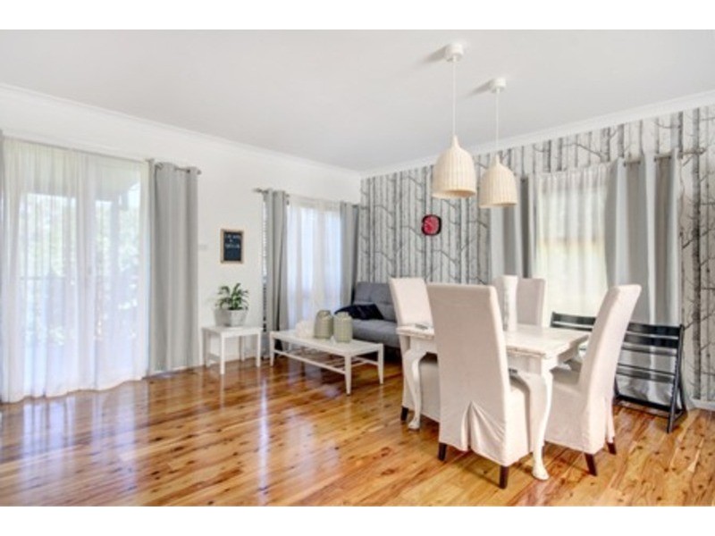 2 Cochrane Street, West Wollongong NSW 2500