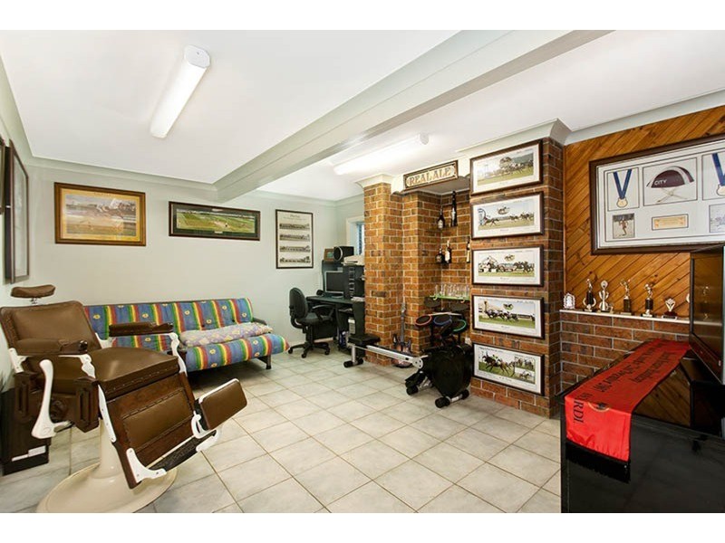 4 Figtree Crescent, Figtree NSW 2525