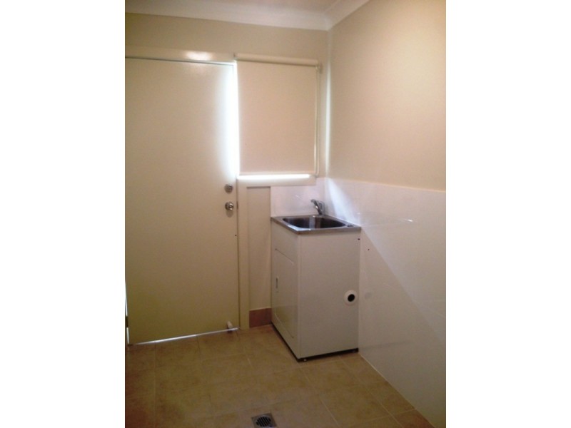 4 Elizabeth  Circuit, Flinders NSW 2529