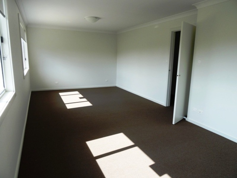 9 Phillips Avenue, West Wollongong NSW 2500