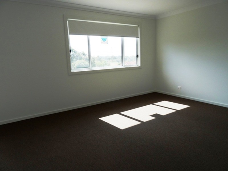 9 Phillips Avenue, West Wollongong NSW 2500