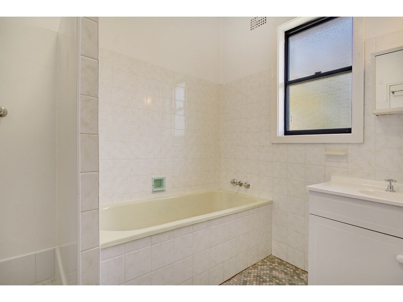 13b Tamblin Crescent, Fairy Meadow NSW 2519