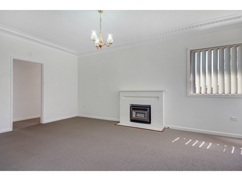 13b Tamblin Crescent, Fairy Meadow NSW 2519