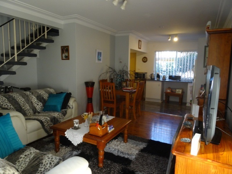 8/7 Underwood Street, Corrimal NSW 2518