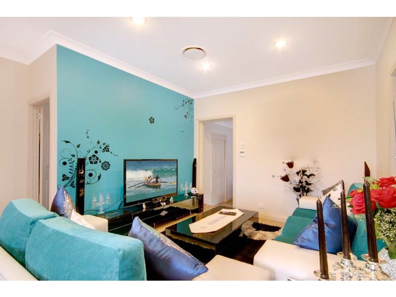 27 Steel Street, Cringila NSW 2502