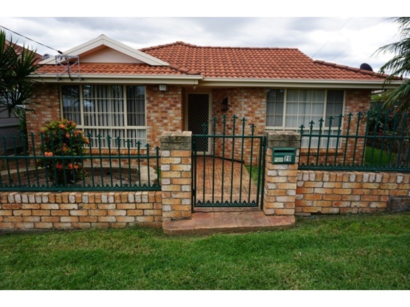20 Lake Heights Road, Lake Heights NSW 2502