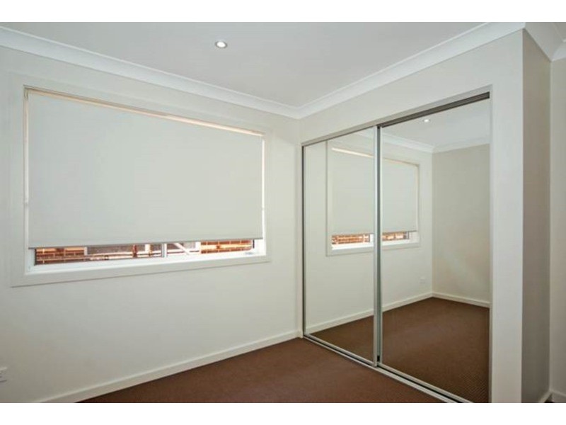 11 Cascade Circuit, Albion Park NSW 2527