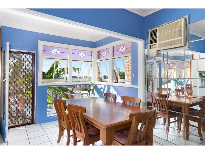 220 Flagstaff Road, Lake Heights NSW 2502