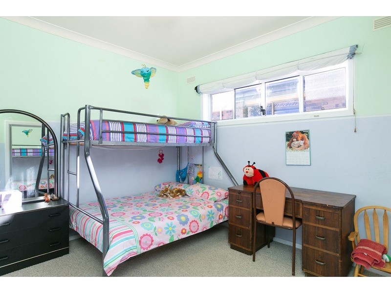 32 Windang  Road, Primbee NSW 2502