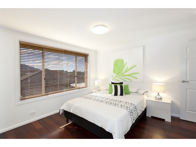 26 Deenyi  Close, Cordeaux Heights NSW 2526