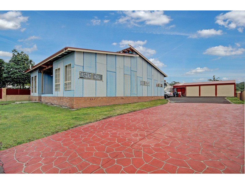 24-26 Lake Avenue, Cringila NSW 2502